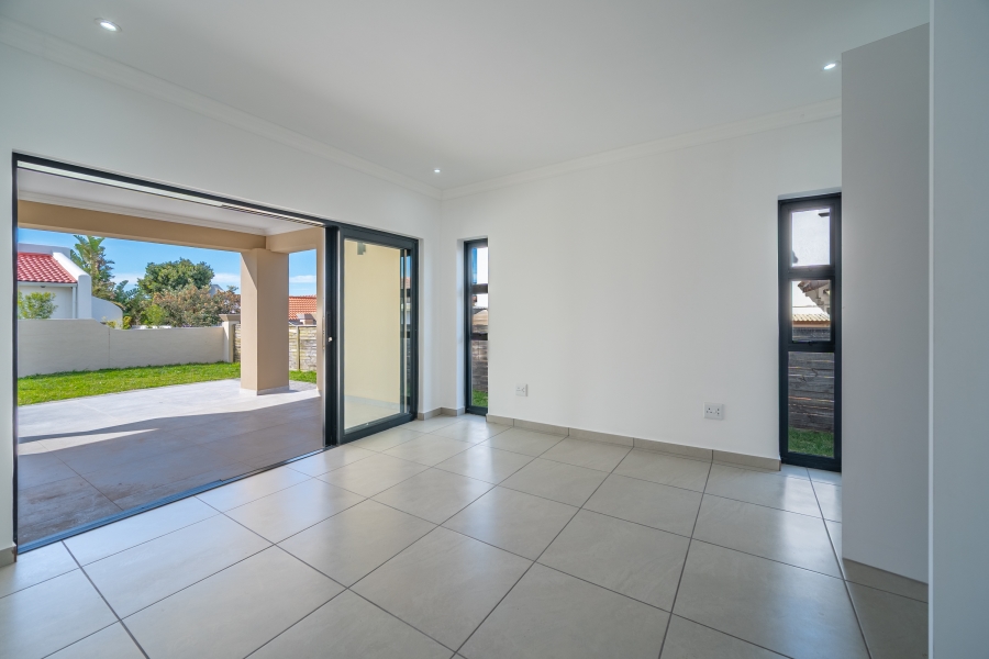 3 Bedroom Property for Sale in Santareme Eastern Cape